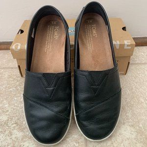 Toms Avalon Black Full Grain Leather Slip Ons Size 6